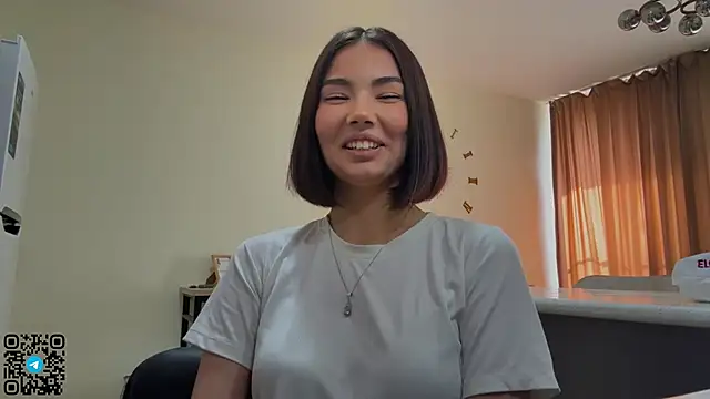 Chat +18 de MarylnMonnier ao vivo