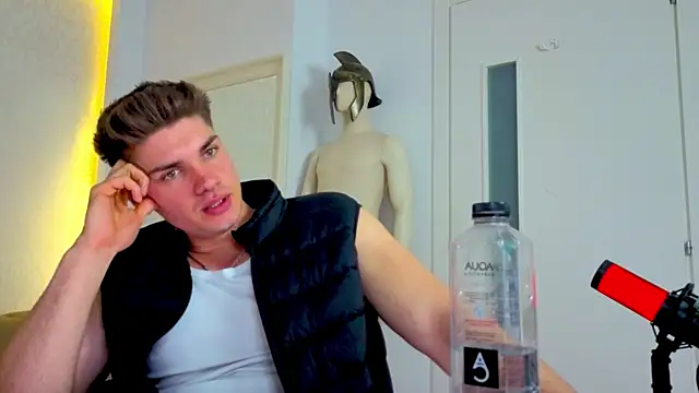 MaxKaiden Show Webcam