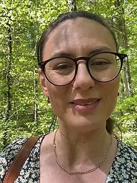 AvaFlowers6 élő XXX-chatje