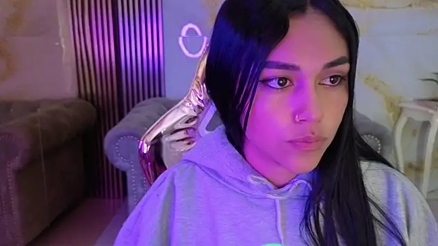 Show modela Samanthaaa_s na web-kameri