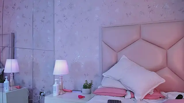 Ashly_bloom_'s Live XXX Chat