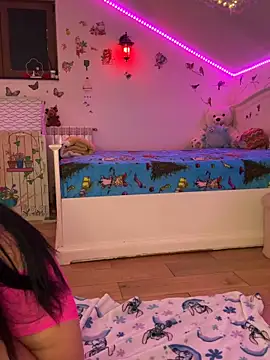 SelenaBee live XXX chat