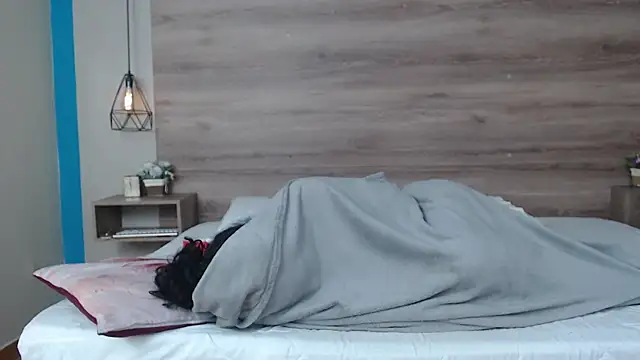 Lili_Lavandern Webbikameraesitys