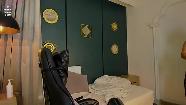 lia_sexx19's Live XXX Chat