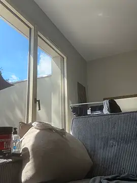 Lolasecret_: διαδικτυακό σόου στην κάμερα