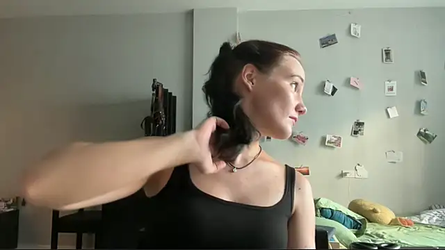 Chatroom XXX en direct de RosePlant