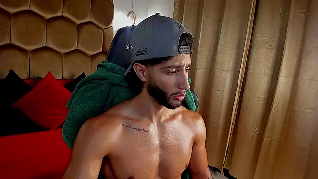 Emmet_CollinsJSのウェブカメラショー