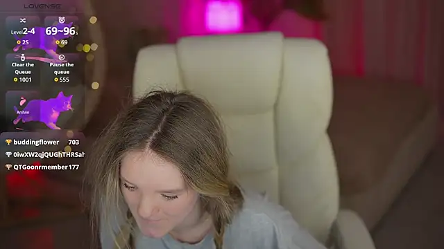 MariaMedow Pertunjukan Webcam