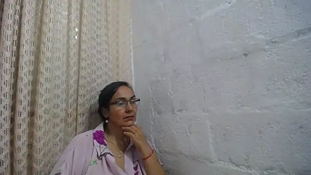 gabbyparker_ live XXX chat