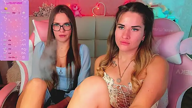 hotty_girls_here: вебкам-шоу