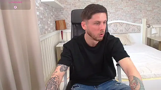 JonahShaw's Webcam Show