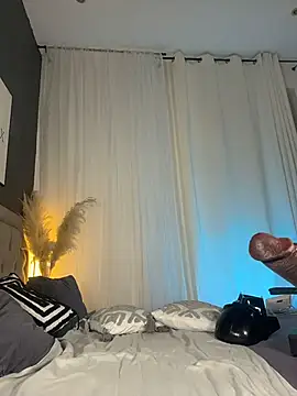 Tattitude_ Live XXX Chat