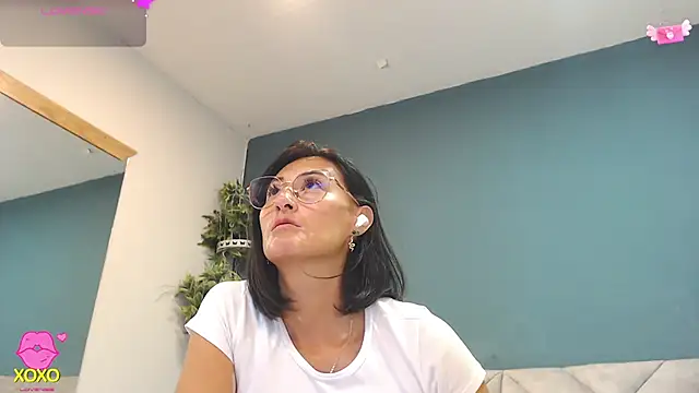 SharisWillian Chat XXX live