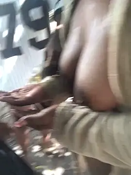 Ciara-Mia: вебкам-шоу