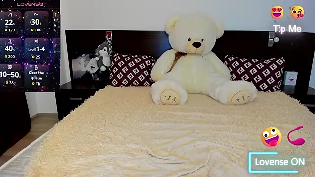 Hanna_Becrett17: απευθείας συνομιλία ΧΧΧ