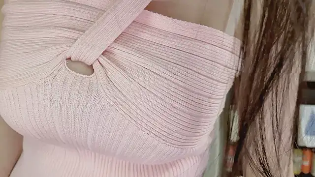 Onechestnut's Live XXX Chat