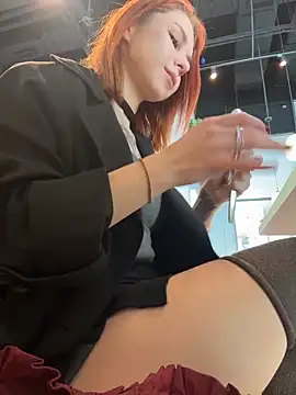 Sembang XXX Secara Langsung RosieSecret