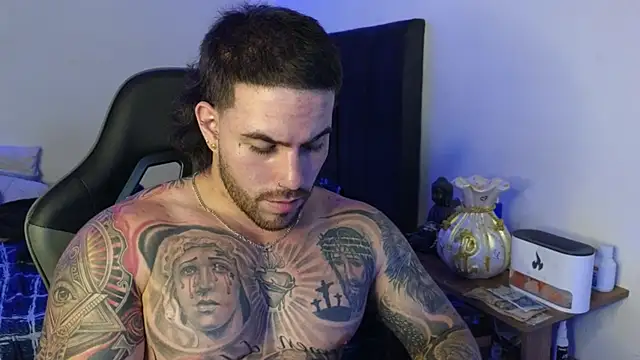 Ades_Lowe 웹캠 쇼