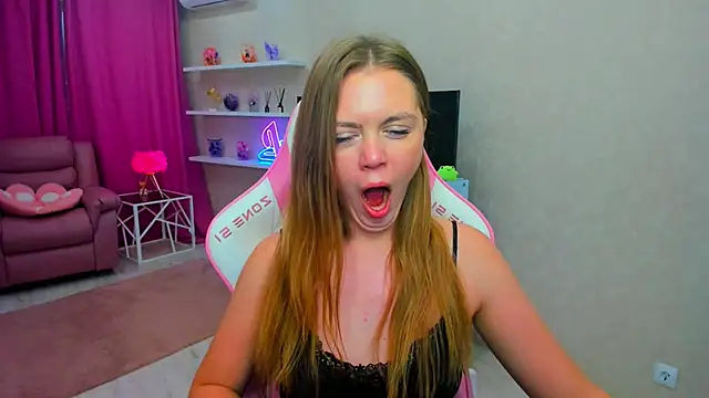 Chat XXX en directo de Strawberrye