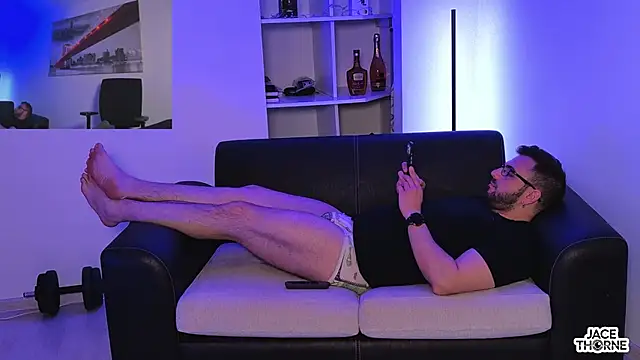 Show modela Jace_Thorne na web-kameri