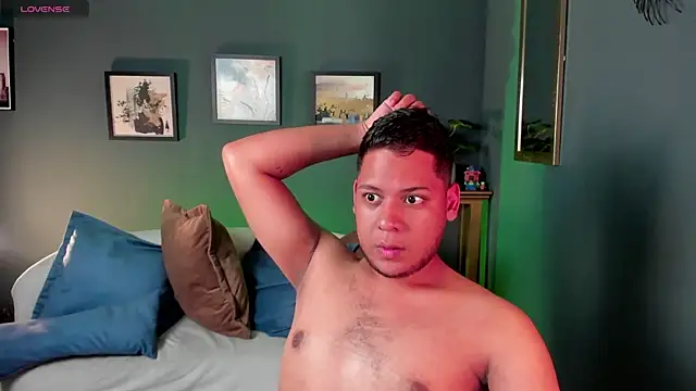 Akon_2XXX webkamerás műsora