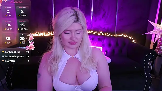 XXX chat uživo modela CocoSecretss