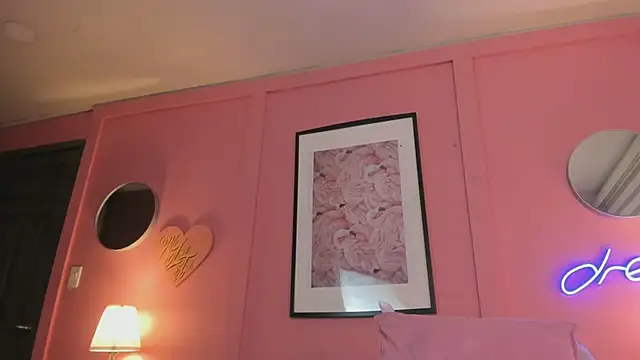 Chat +18 de SoySaraa ao vivo