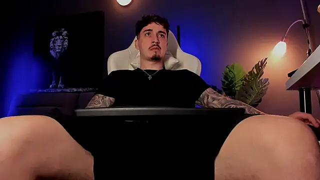 uptomatty 现场XXX聊天