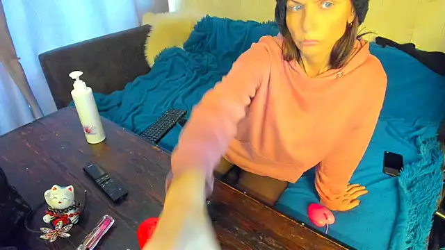 Elizabe_th Adlı Modelin Canlı XXX Sohbeti