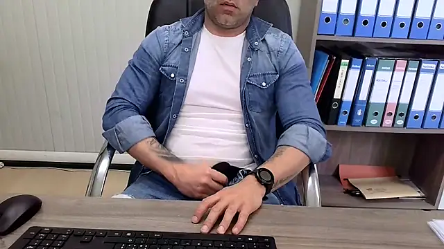 Evasionee's Webcam Show