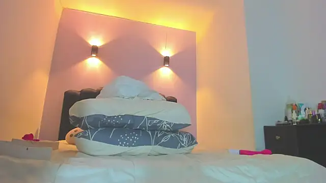 Sofia_Clauss_ Obrolan Langsung XXX