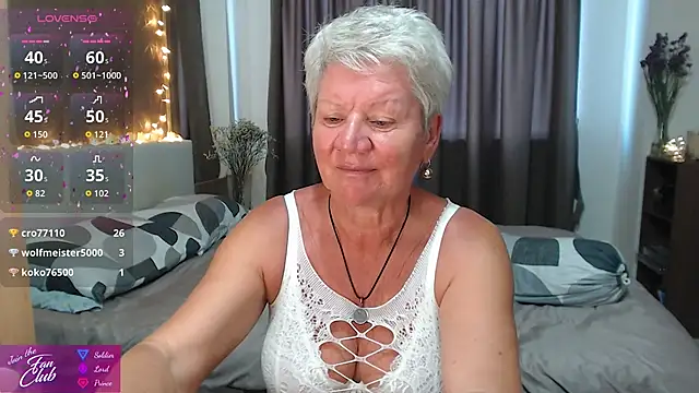 Онлайн чат XXX roxana_brooks