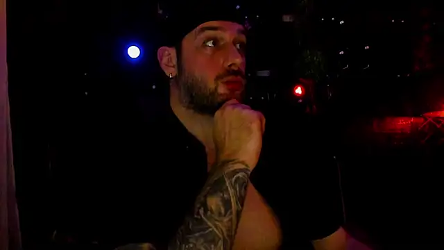 LexHardy's Live XXX Chat