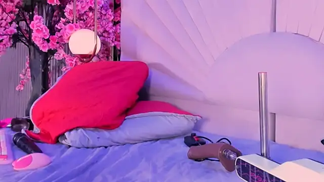 Chat +18 de VesperVelvet ao vivo