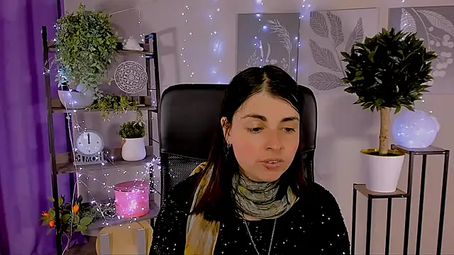 Chat +18 de MartaEdams ao vivo