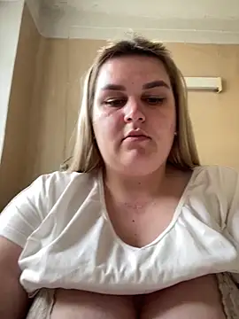 Vita6777 Show in webcam