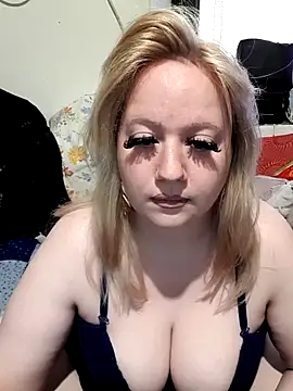 Missy_DM লাইভ XXX চ্যাট