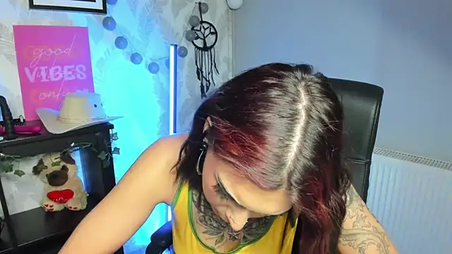 دردشة Nova_SIN الجنسية المباشرة