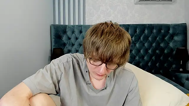 TaylerBev Webcam Show