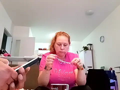 Chatroom XXX en direct de Jahudka47