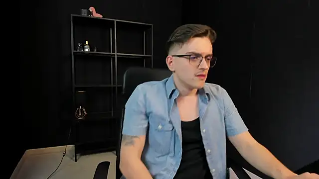 FelixStarkk 在線直播表演