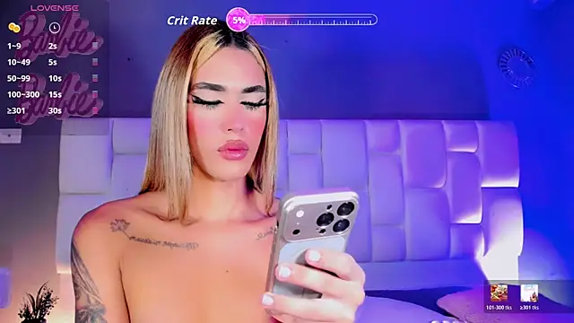 Show modela Nikol-hilton na web-kameri