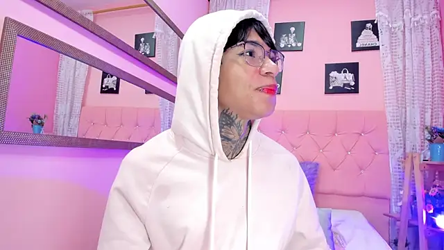 XXX chat uživo modela Liam_evvan