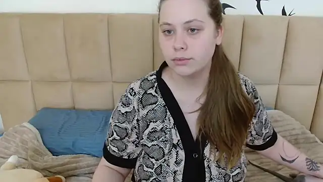 Онлайн чат XXX Kira_perry