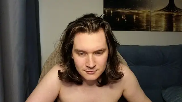 MoreRealAlex Pertunjukan Webcam