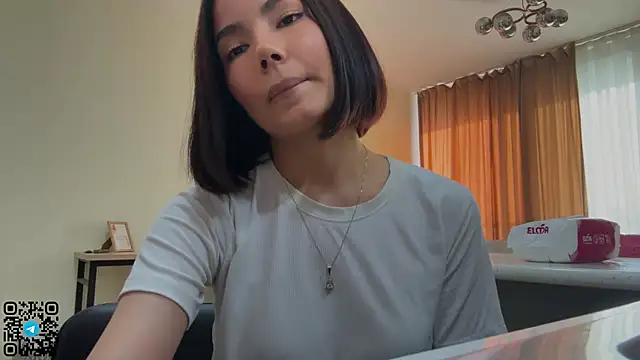 Chat +18 de MarylnMonnier ao vivo