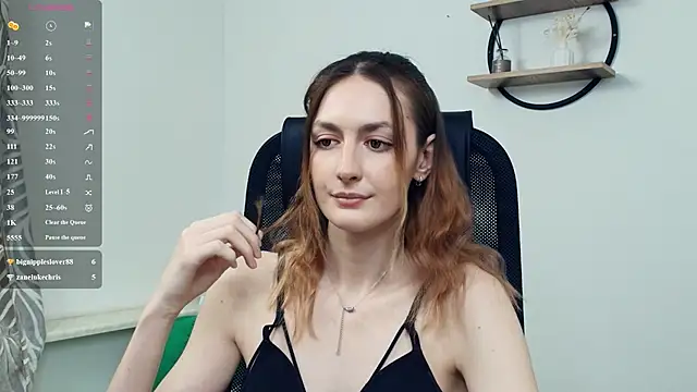 LoraLanett Chat XXX live