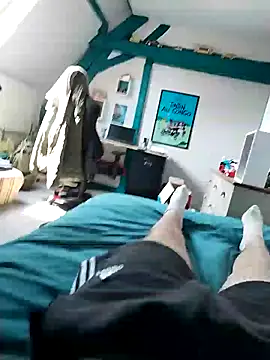 Chatroom XXX en direct de JulesG18