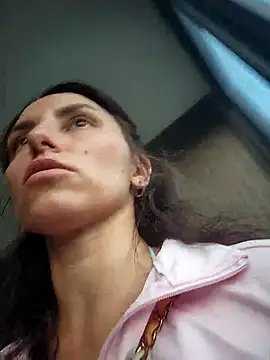 Chat +18 de Izabella_Bella ao vivo