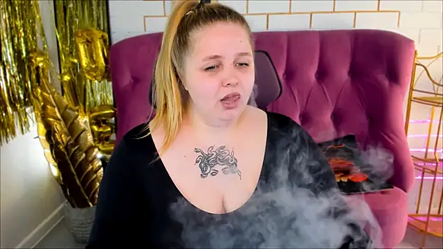 SladaDell 现场XXX聊天